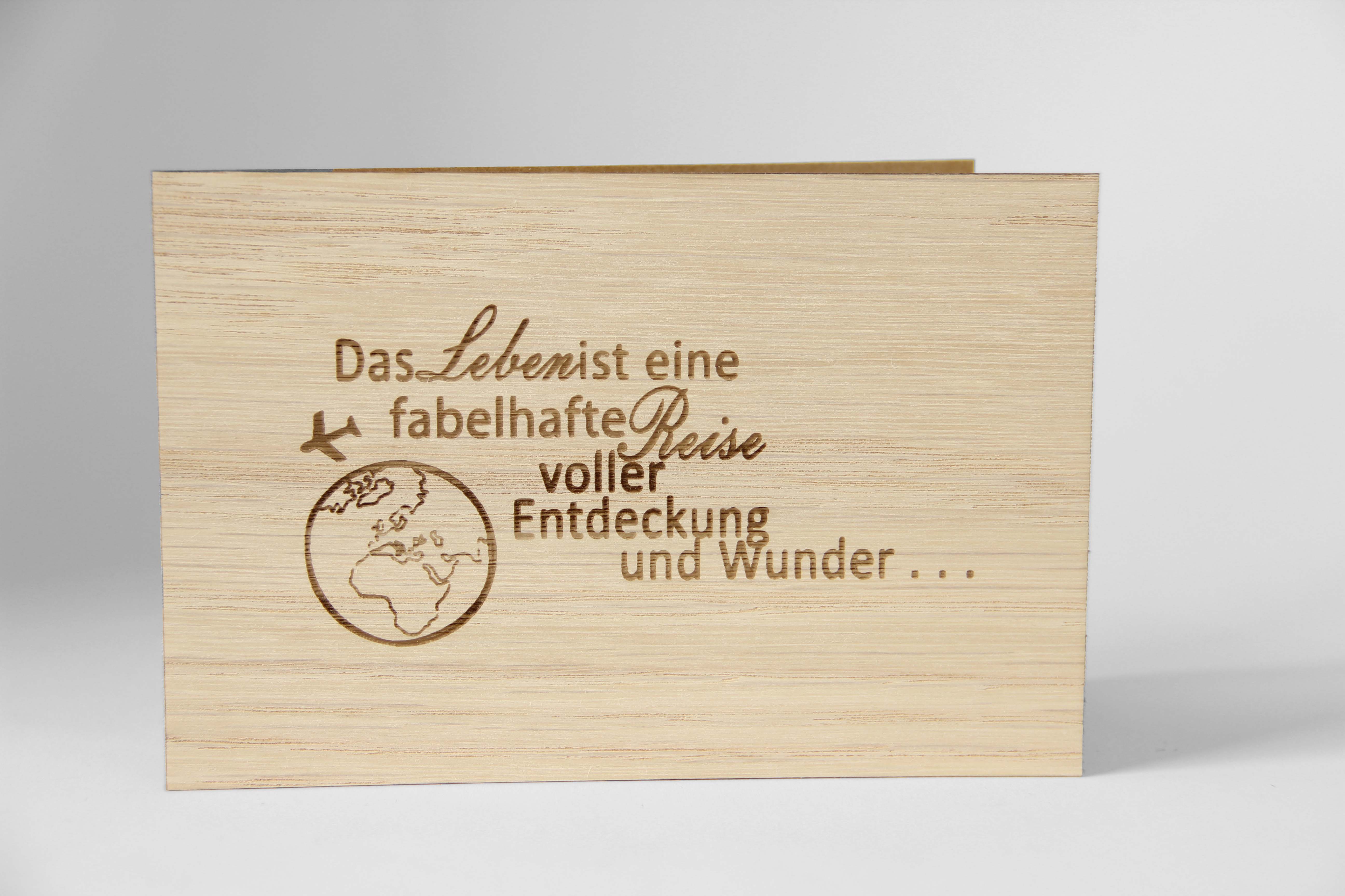 Holzgrusskarten - Geschenkkarte Spruchkarte "Das Leben ist eine fabelhafte Reise" aus Zirbe