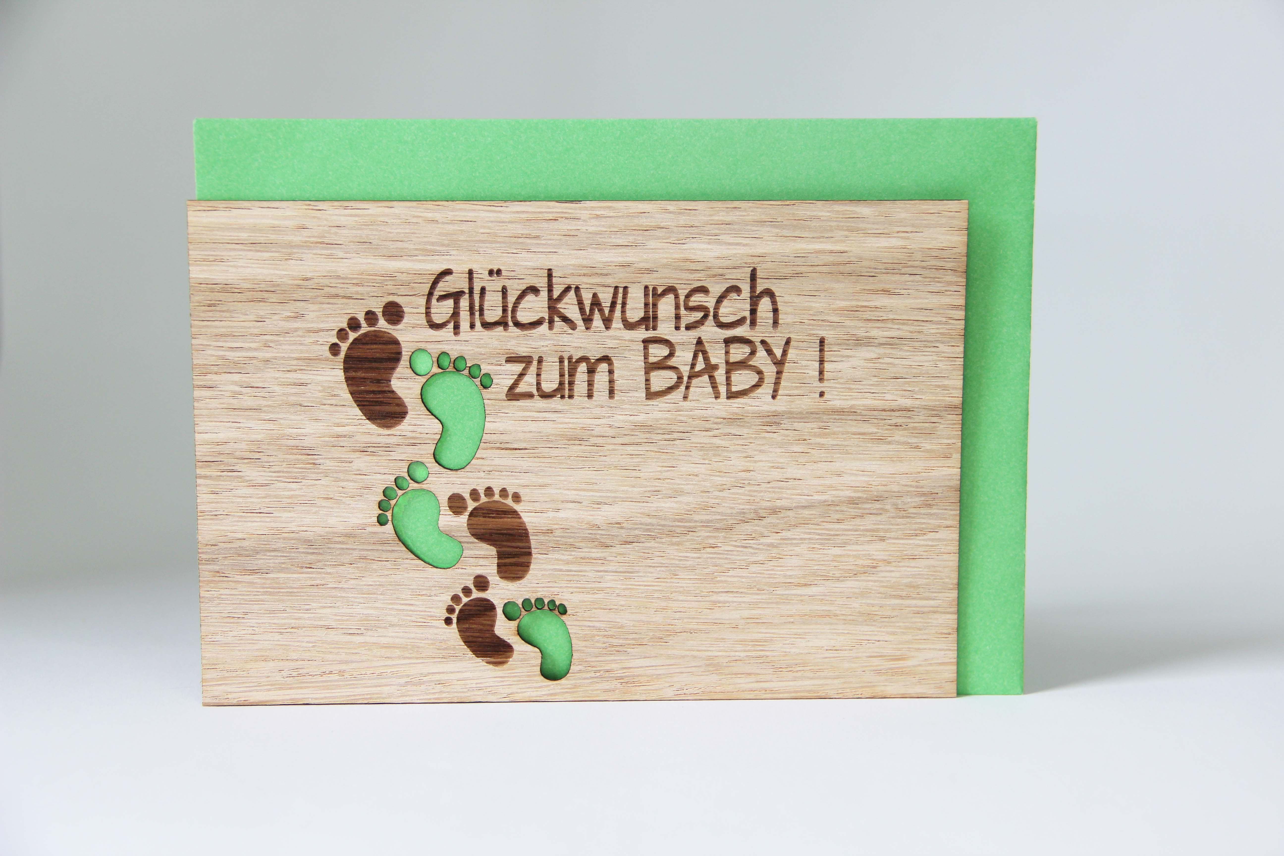 Holzgrusskarten - Geburtskarte "Glückwunsch zum Baby" aus Eiche, mit Baby-Fußabdrücken