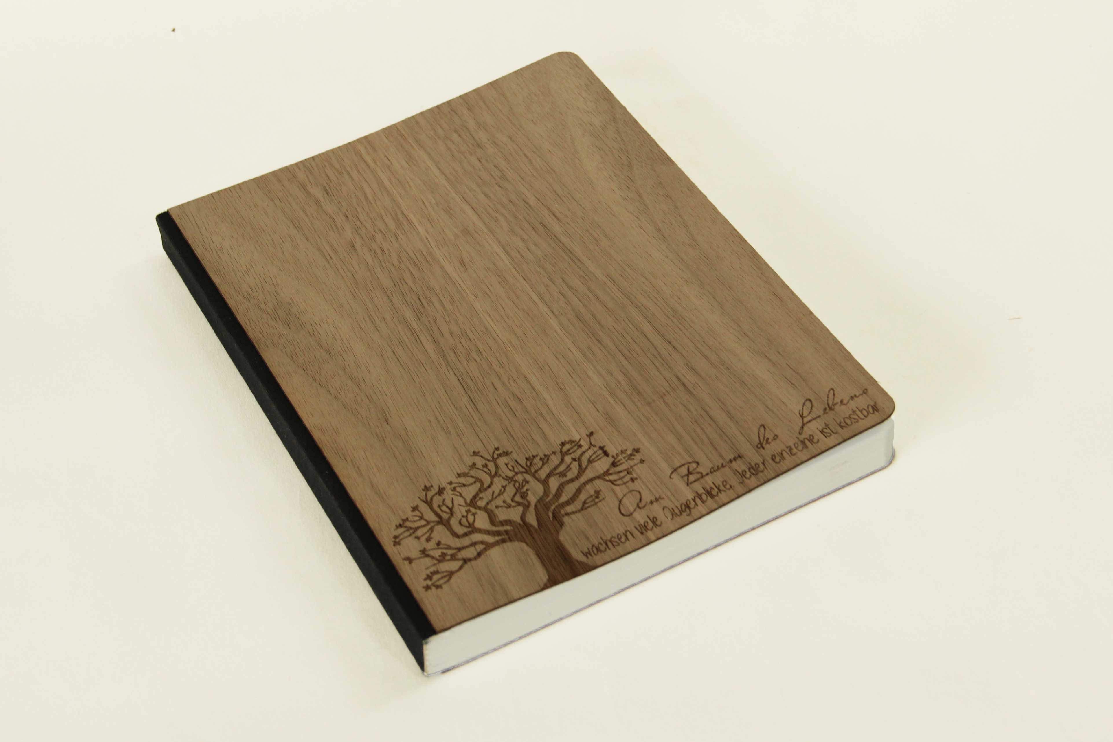 Holzgrusskarten - Notizbuch "Baum des Lebens" aus Nuss