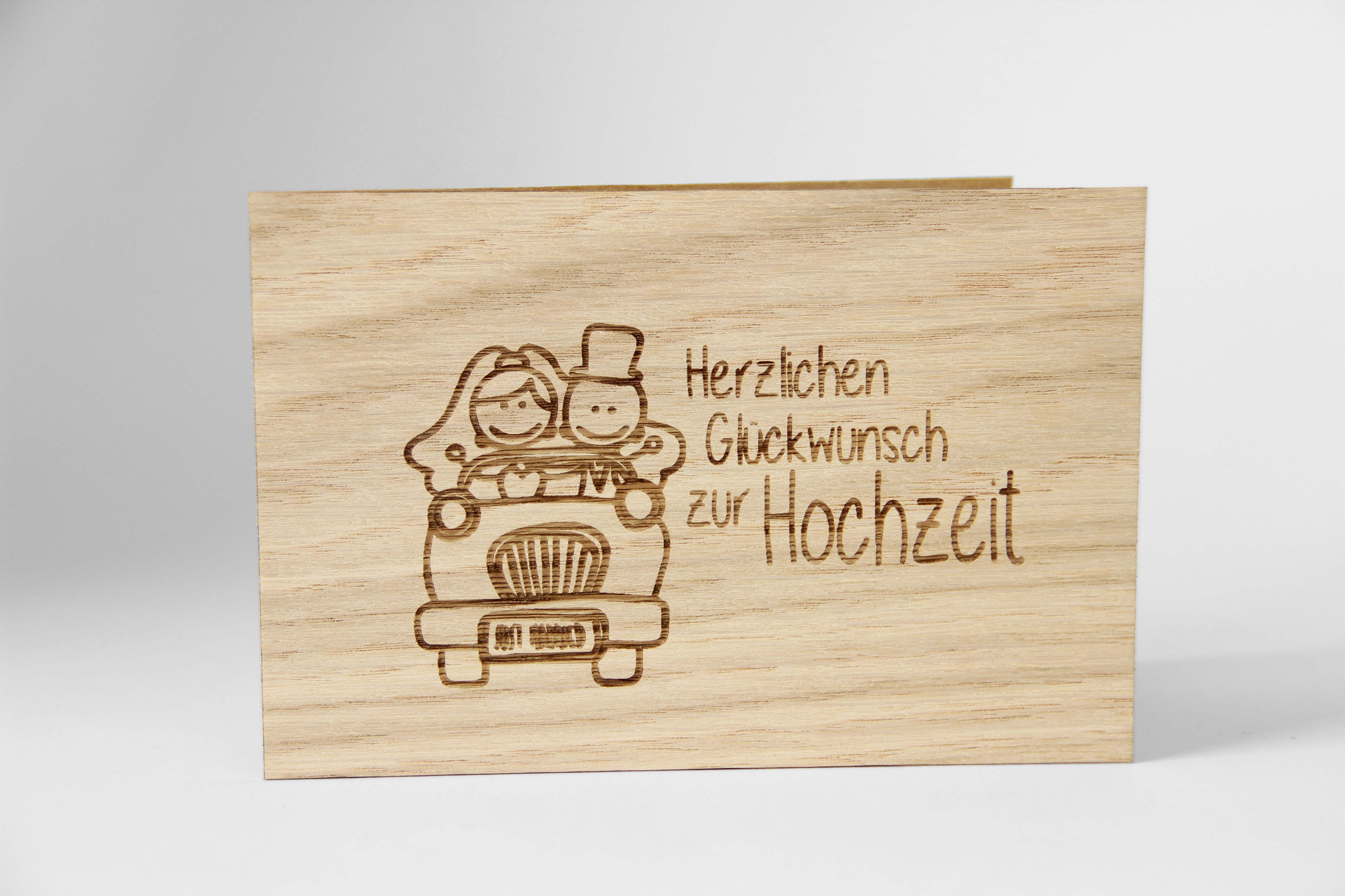 Holzgrusskarten - Hochzeitskarte "Herzlichen Glückwunsch zur Hochzeit" aus  Eiche, Brautpaar im Auto