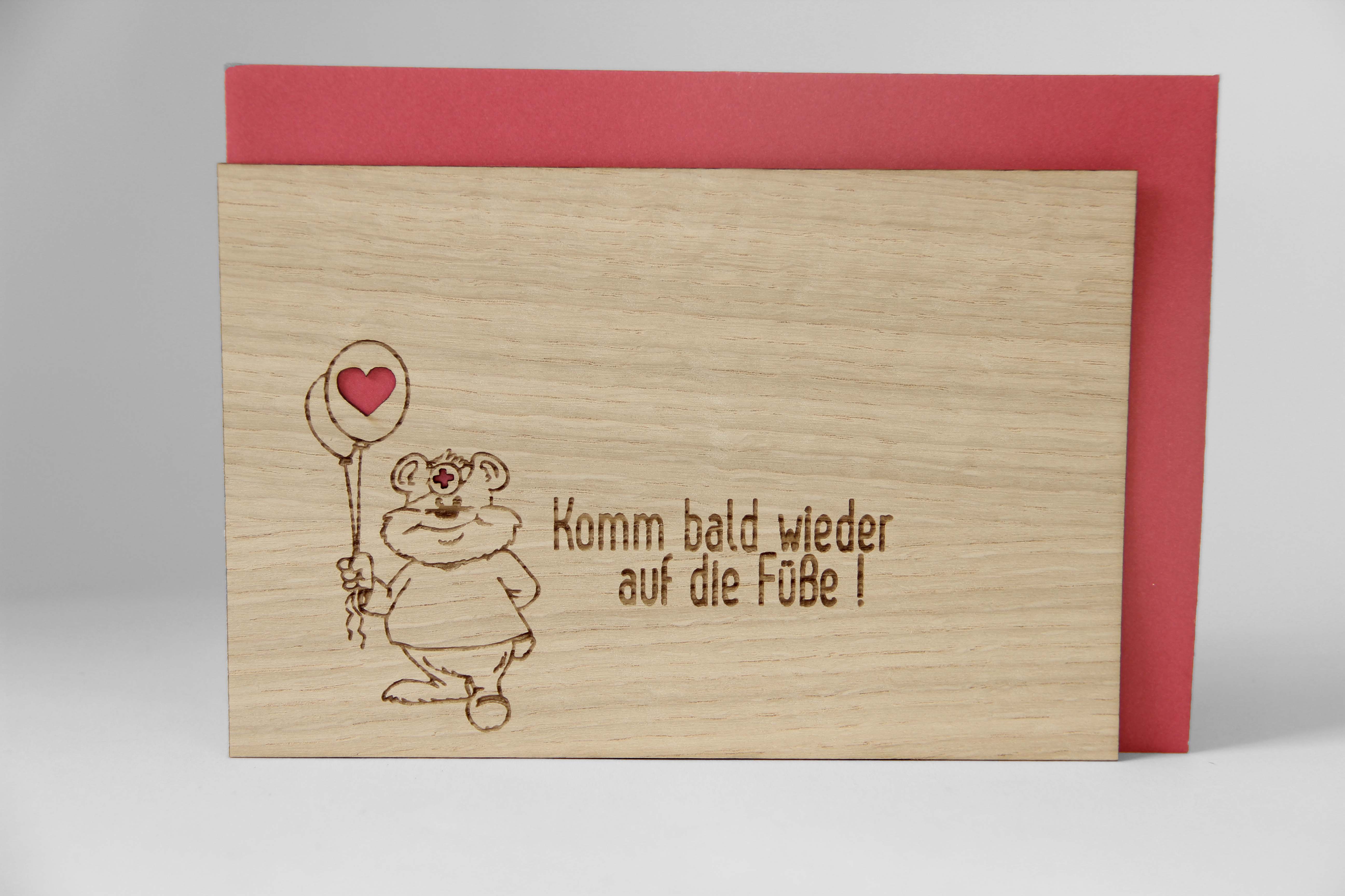 Holzgrusskarten - Genesungskarte "Komm bald wieder auf die Füße!" aus Nuss, Bär, Herz